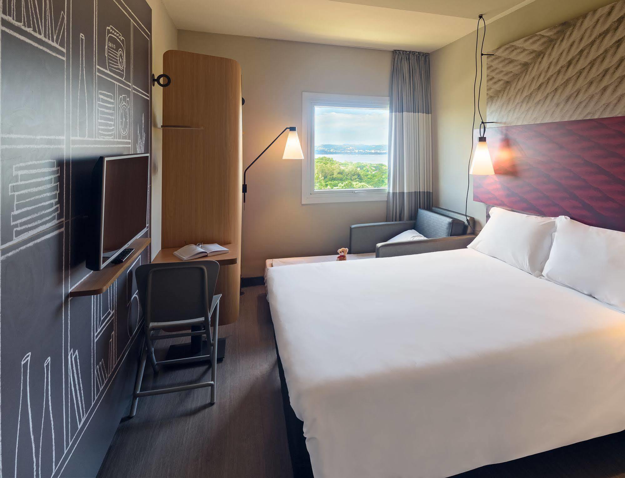 Ibis Guaiba Hotel Kültér fotó
